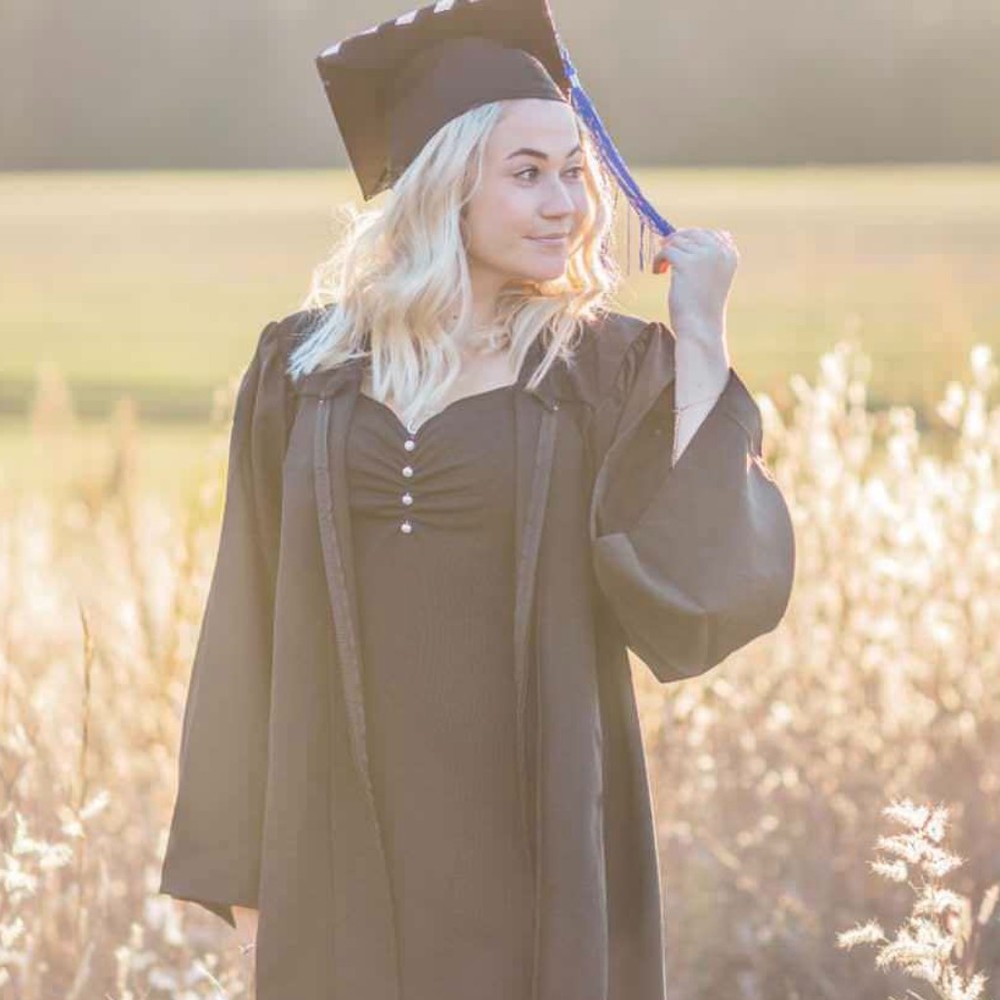 Meet your Posher, Loves